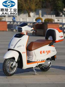 Chongqing Jialing ອຸດສາຫະກໍາຍີ່ຫໍ້ Jiapeng 125C ນໍ້າມັນເຊື້ອໄຟ retro ປະຢັດນໍ້າມັນແຫ່ງຊາດ IV scooter ສີດໄຟຟ້າແລະລົດຈັກສາມາດລົງທະບຽນ