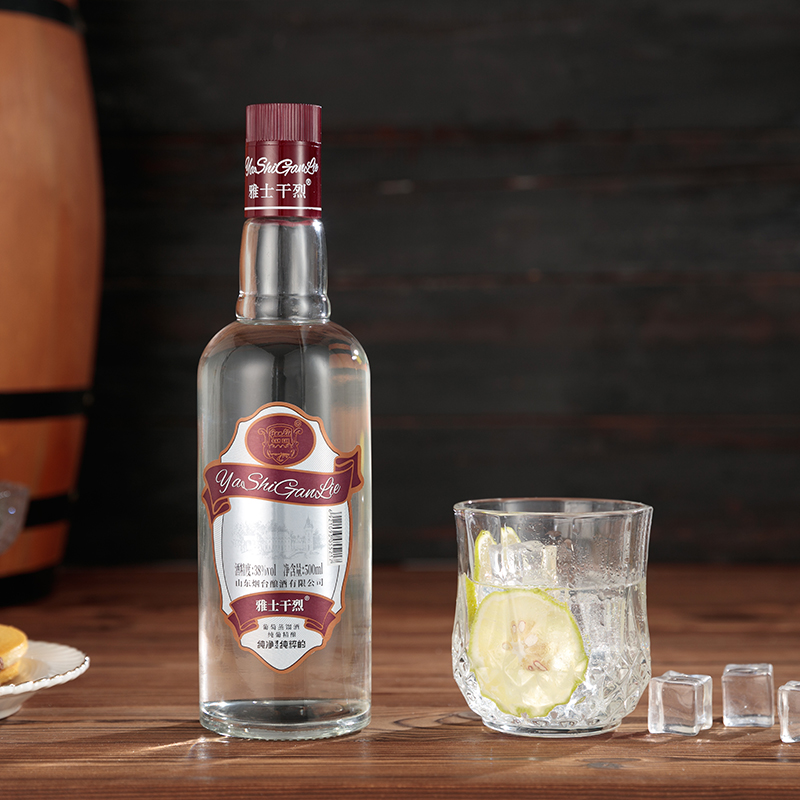 雅士干烈干邑白兰地微醺葡萄蒸馏果酒国产烈酒白兰地