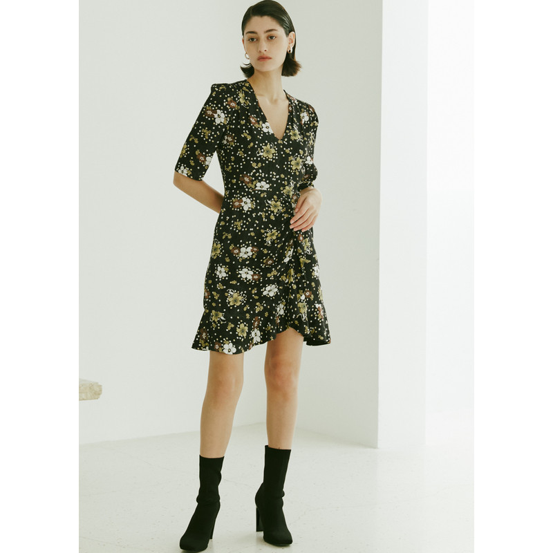 reblue轻奢女装粘胶纤维童趣花型围裹短款连身连衣裙