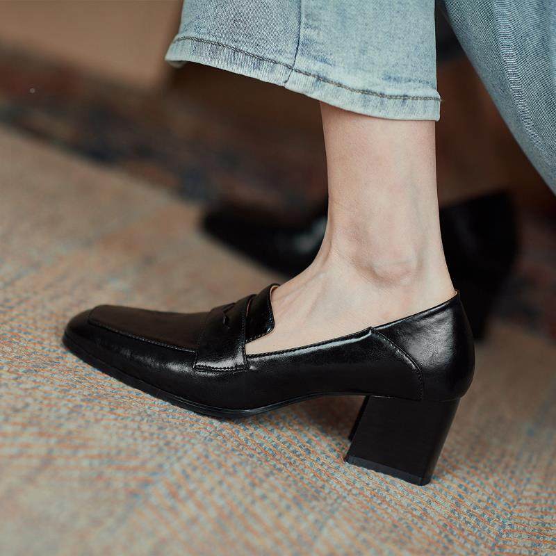 真皮皮头1方中跟跟单英伦风高跟单新款粗跟鞋女耳机绕线器