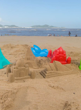 hape沙滩模型小孩玩沙子宝宝戏水玩具儿童挖沙工具铲子桶大号沙堡红全