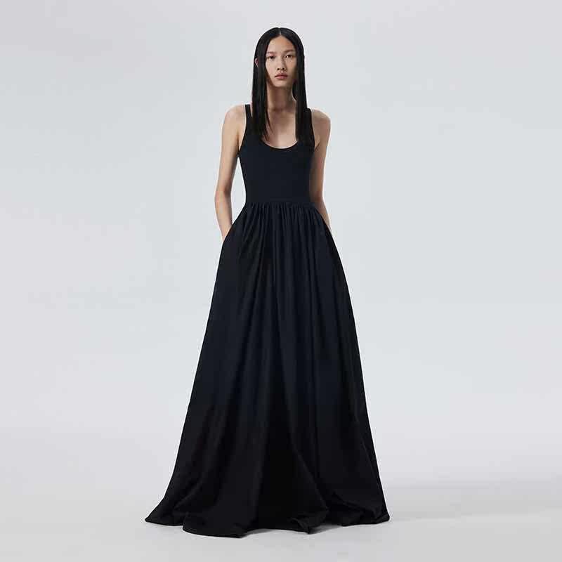 showroomplus秋季吊带连衣裙女高高级感巨显瘦长裙黑色cosplay女装