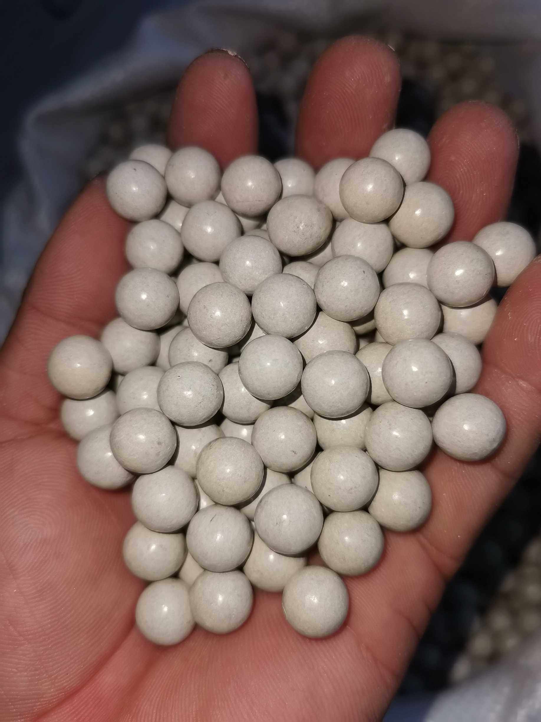 加重磁力白色泥丸泥蛋弹弓50公斤包邮8mm10mm安全钢珠