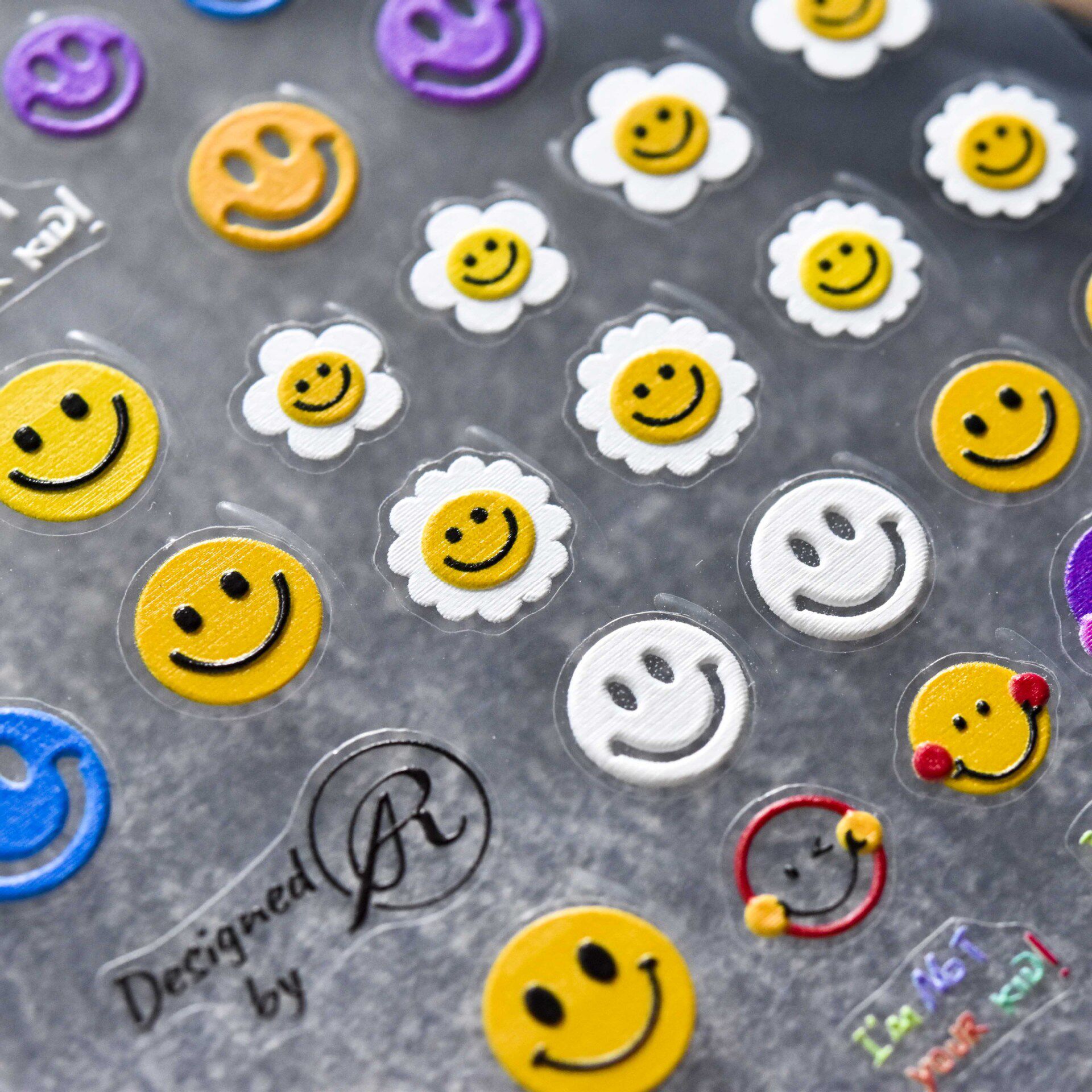 指甲美甲太阳花笑脸贴纸tomoni薄韧浮雕背胶贴日美甲工具