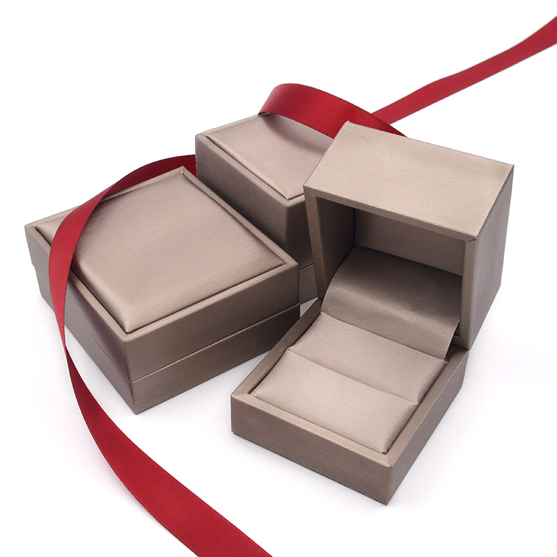 首饰盒戒指礼品盒diy精致潮流求婚送礼珠宝定制首饰盒