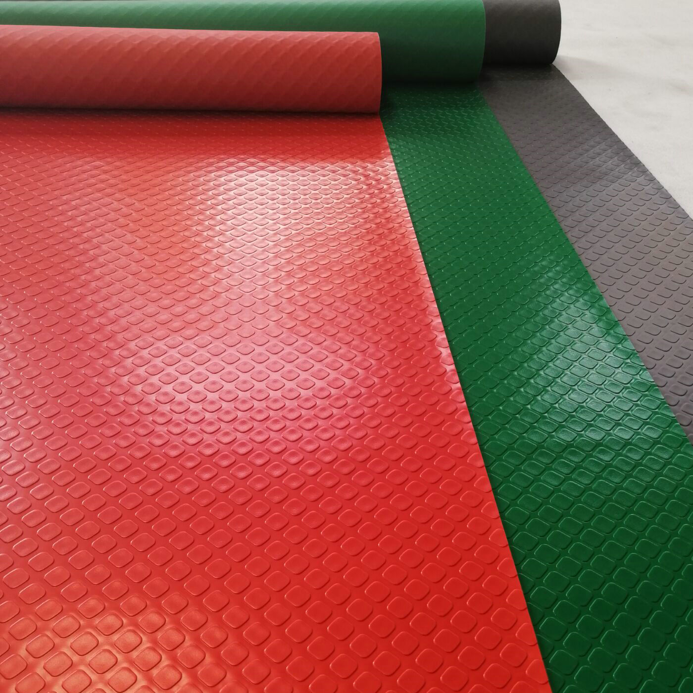 pvc阻燃防滑地垫橡胶塑料地毯地板垫子车间地垫