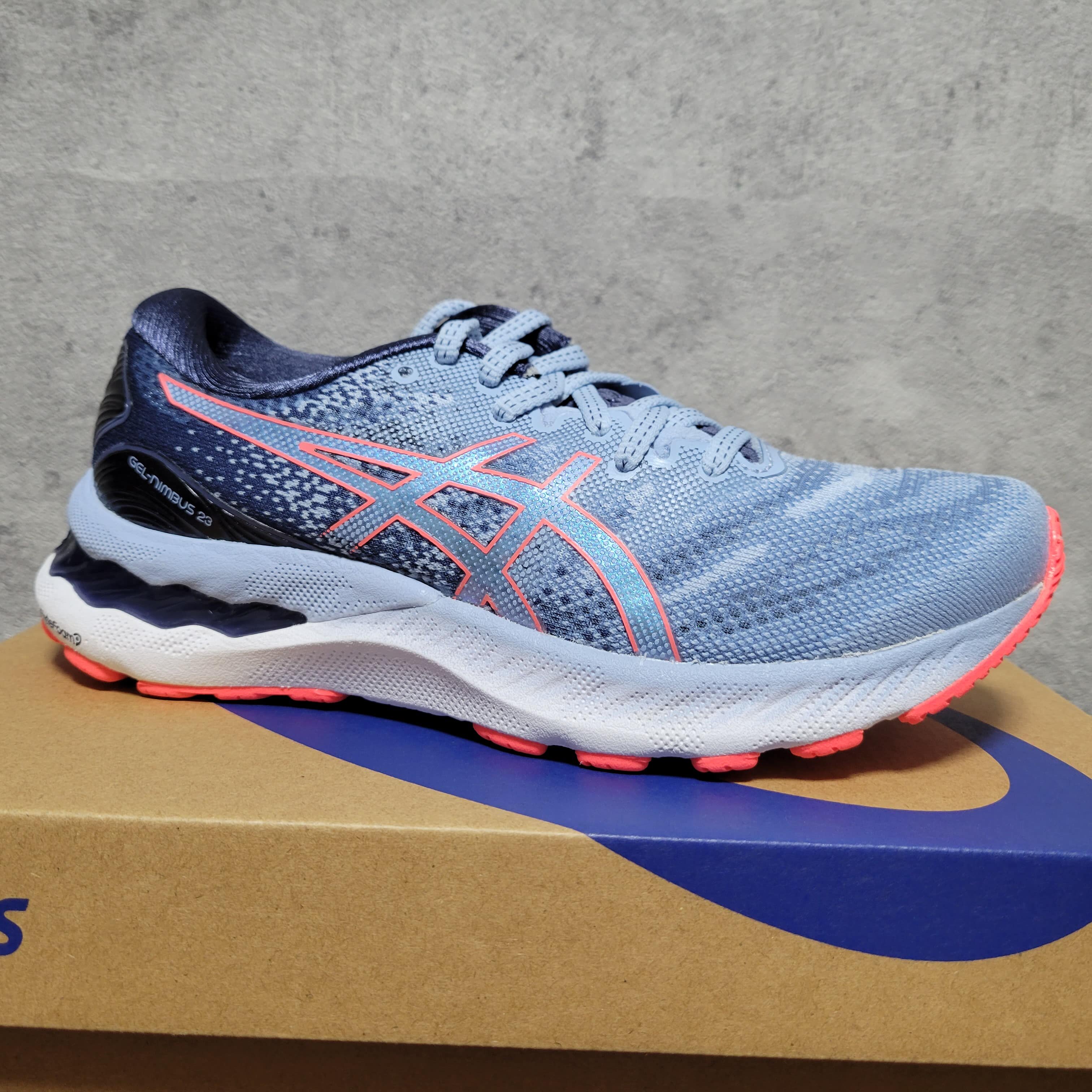 日本代购 asics亚瑟士nimbus n23 铂金限定女款 减震马拉松跑步鞋