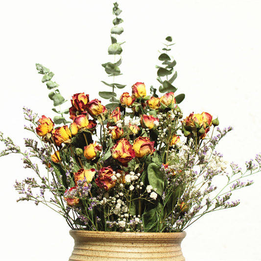 云南风干多头玫瑰干花花束永生花客厅装饰满天星干花