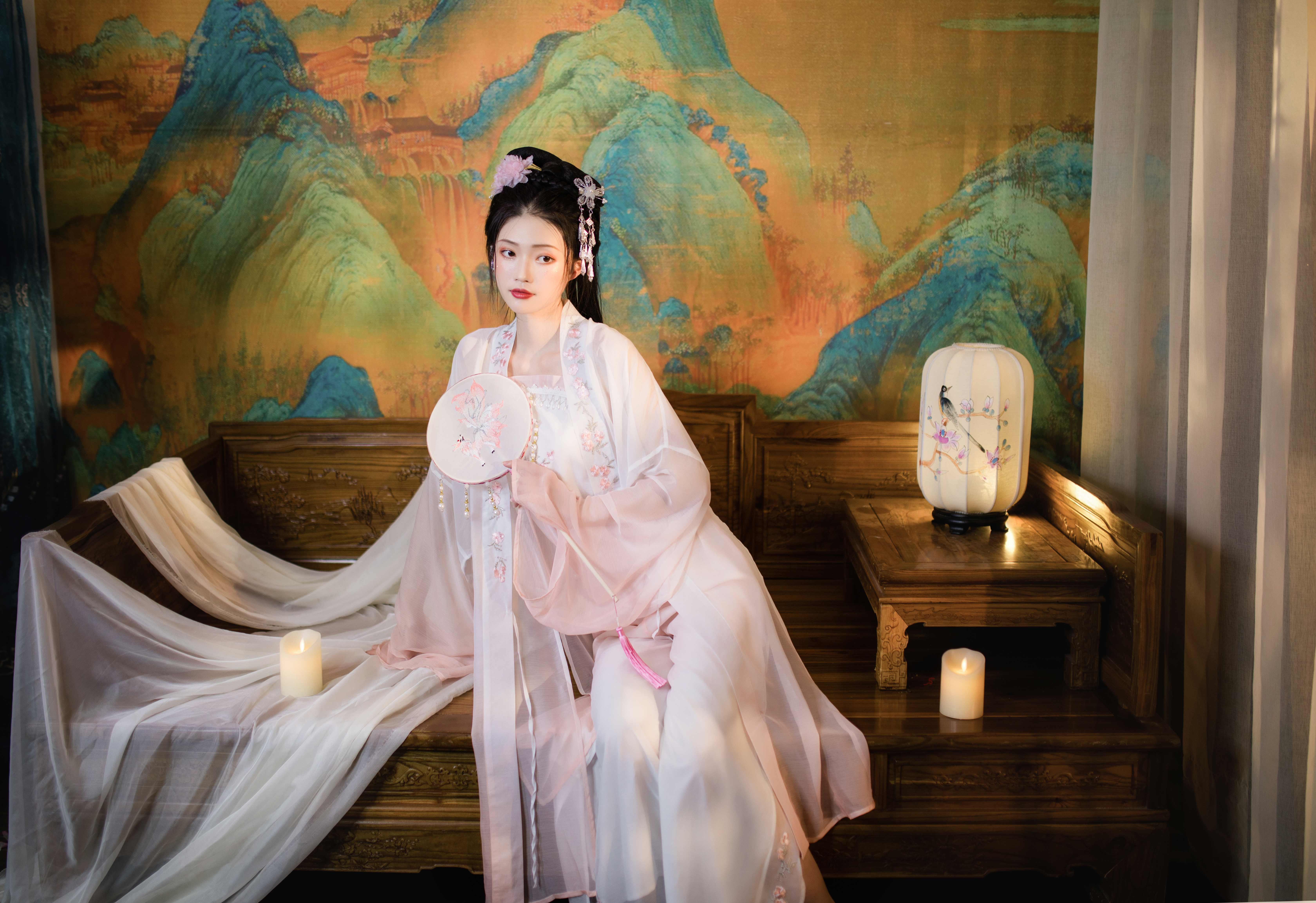 陛下兰他惜原创汉服宋制渐变珍珠吊带阔腿裤宋仙女汉服