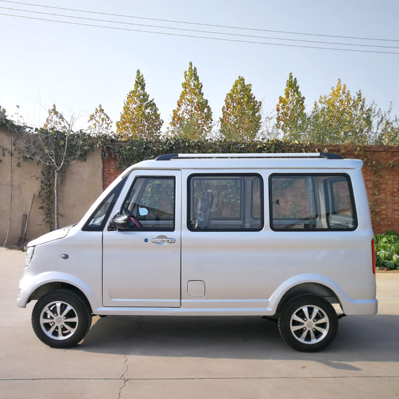 四轮新款电瓶面包车家用皮卡双排太阳能单双排成人电动四轮车