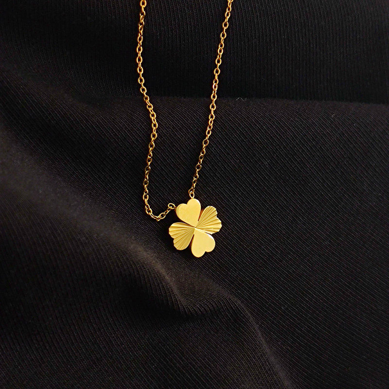 幸运四叶草项链小众轻奢18k金色2021年新款锁骨项链