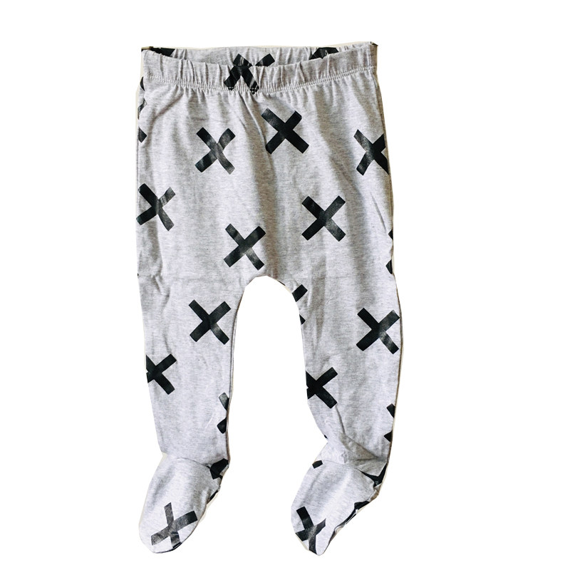 婴儿包脚裤宝宝修身连袜裤纯棉秋裤新生儿连脚裤春秋薄款大pp长裤