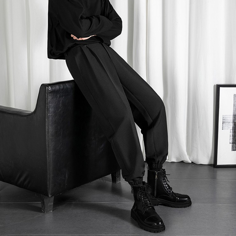 高级感垂感黑色小西裤男商务正装春秋季束脚搭配马丁靴的裤子痞帅