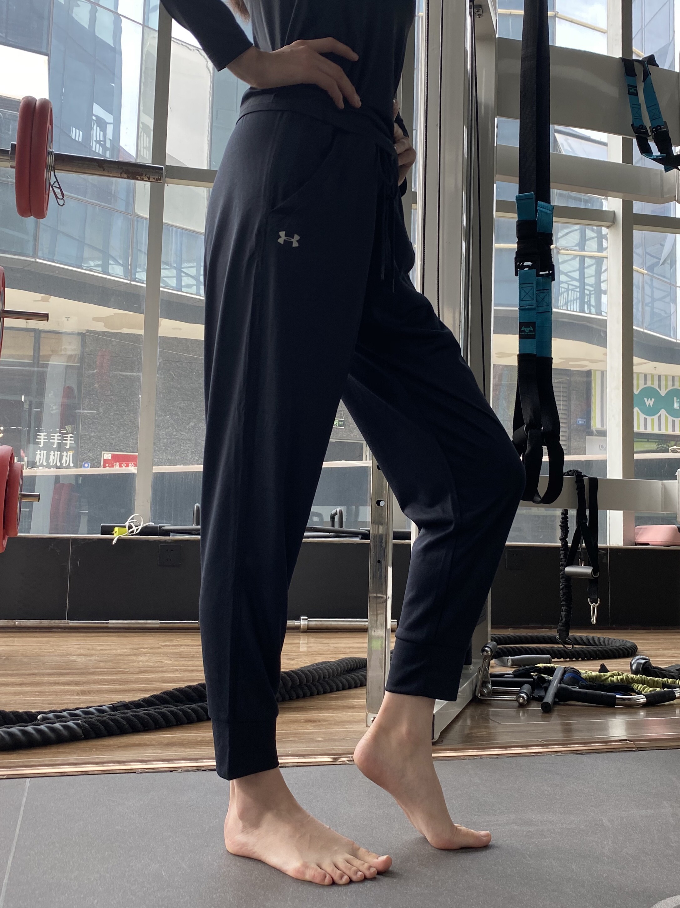 安德玛ua女速干透透气宽松秋季薄款健身跑步运动长裤