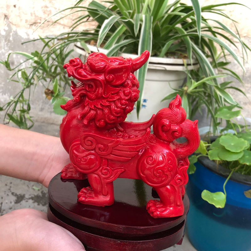 摆件台湾原色朱砂独角飞天火麒麟帝王红麒麟证书摆件