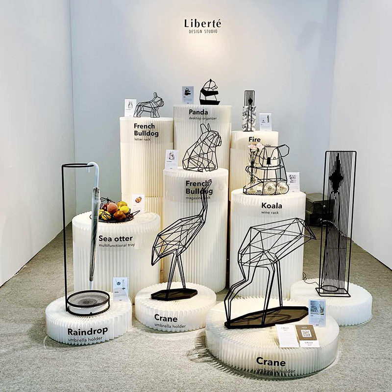 十八纸创意陈列架展台定制橱窗展示架货产品艺术摆件落地置物架