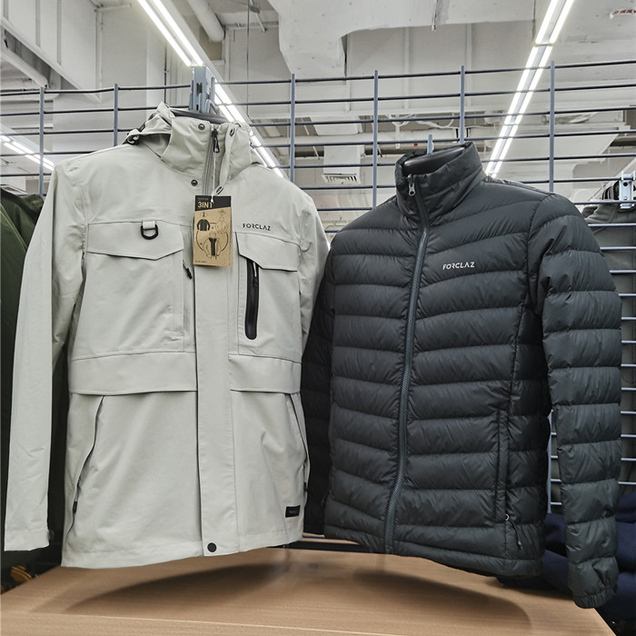 迪卡侬新款秋冬冲锋衣羽绒服内胆三合一两件套可拆卸男士防水外套