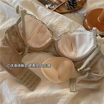ຍີ່ປຸ່ນ sexy girly embroidered flower underwear women's push-up small breast push-up adjustable soft steel ring ring set