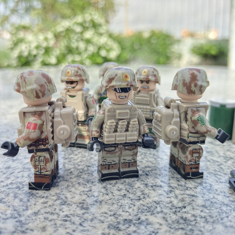 兼容乐高中国士兵解放解放军军人维和特种兵陆军阿尔法塑料积木