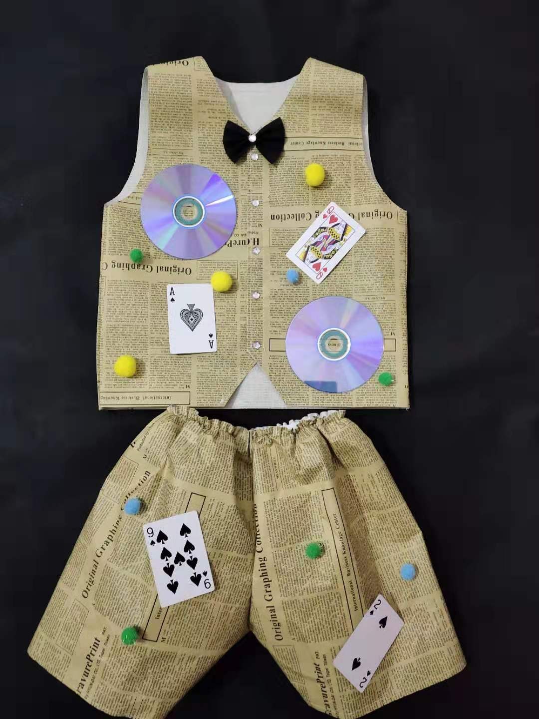 六一儿童节新款手工手工制制作报纸衣服元旦时装秀亲子儿童演出服