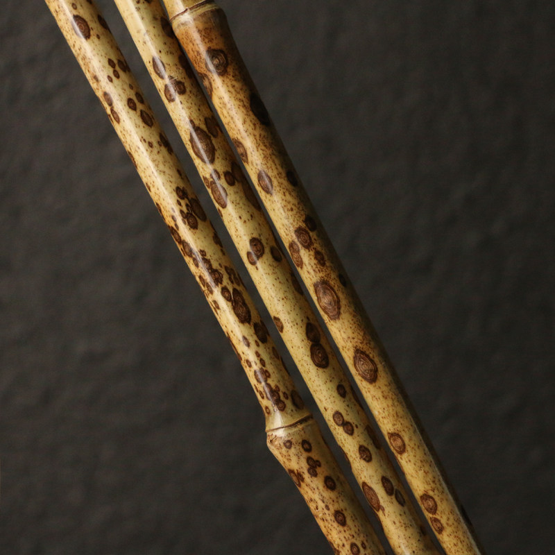 湖南九嶷山梅鹿竹老料苏精工制作牛角镶嵌教鞭竹编