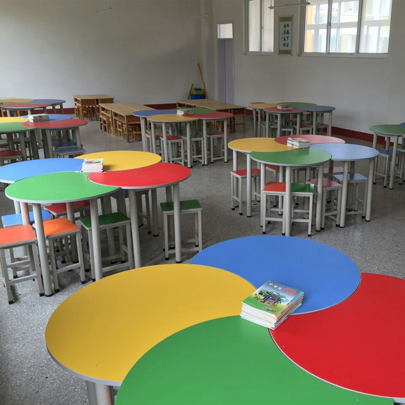 阅览半圆彩色组合美术培训儿童学生课桌团体活动课桌椅