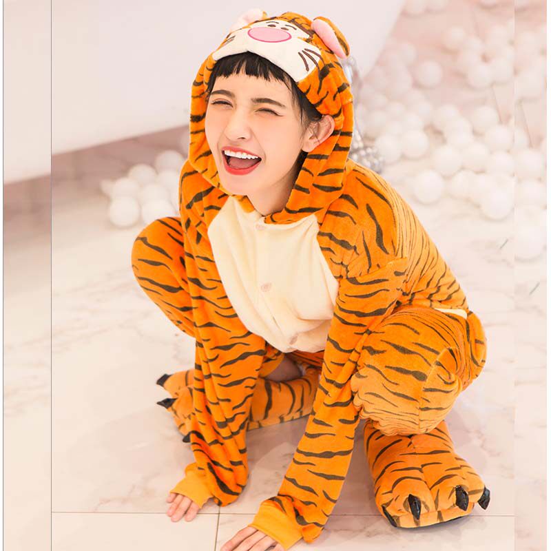 万圣节老虎表演大人男女情侣卡通动物连体睡衣睡衣