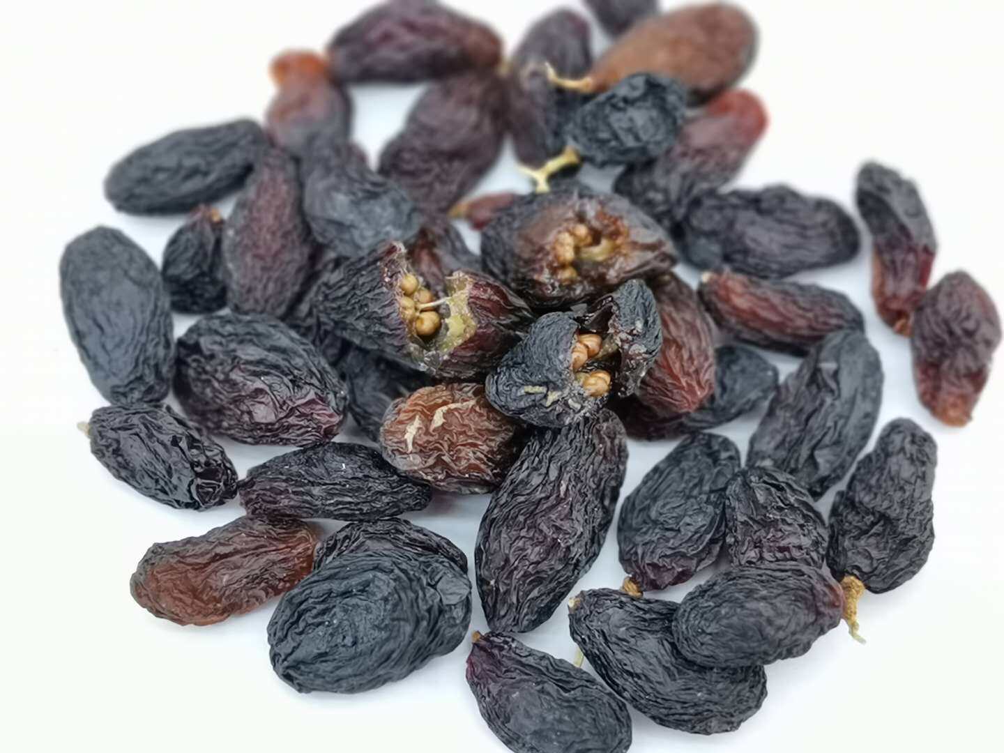 新郁葡萄干新疆特级超特大有籽免500g吐鲁番新品葡萄干