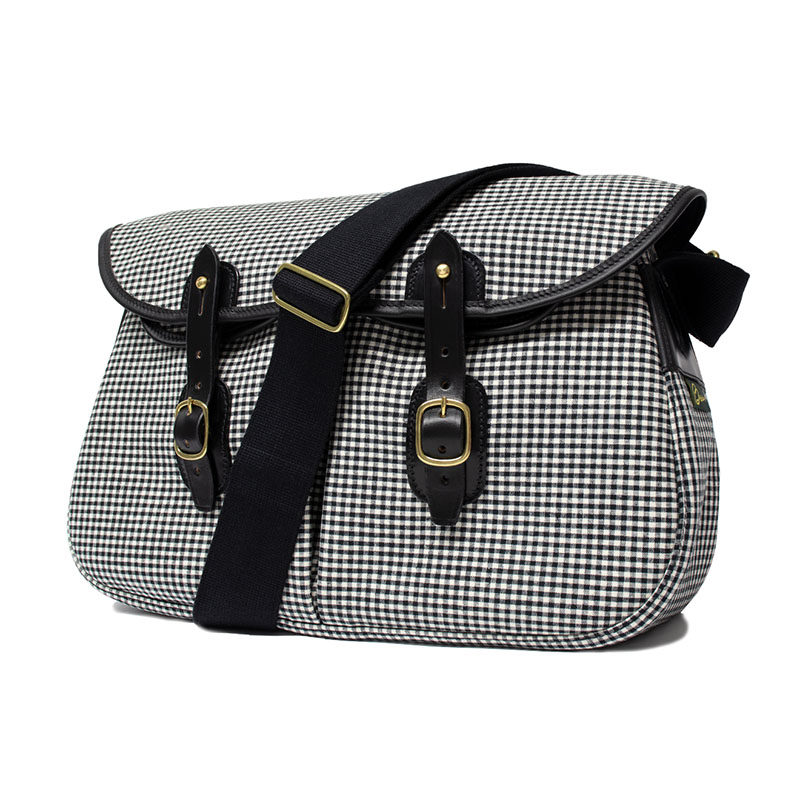 英国钓鱼小众潮流包潮流大号brady元素格纹斜挎包男士包袋