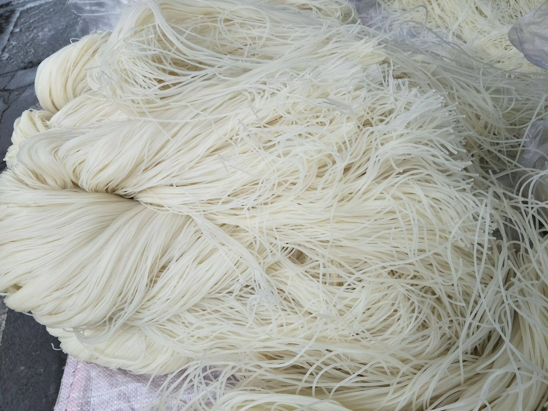 湖南郴州特产散装干榨粉栖凤渡鱼粉专用米粉冲泡方便面