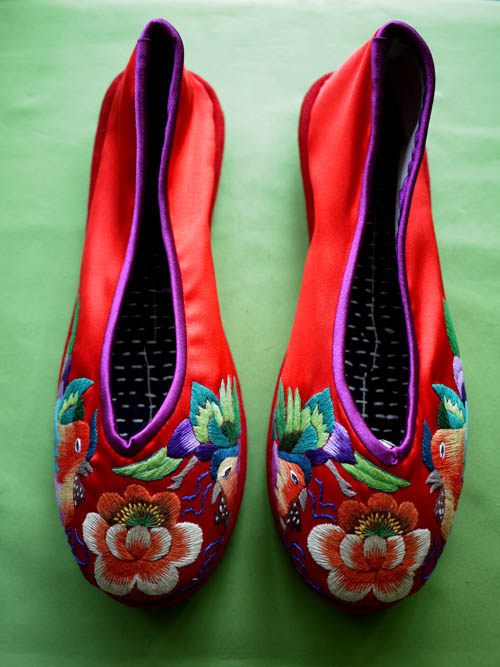 春夏红色平底素果手工绣花鞋中式婚鞋配秀禾服 红石榴上轿鞋原创
