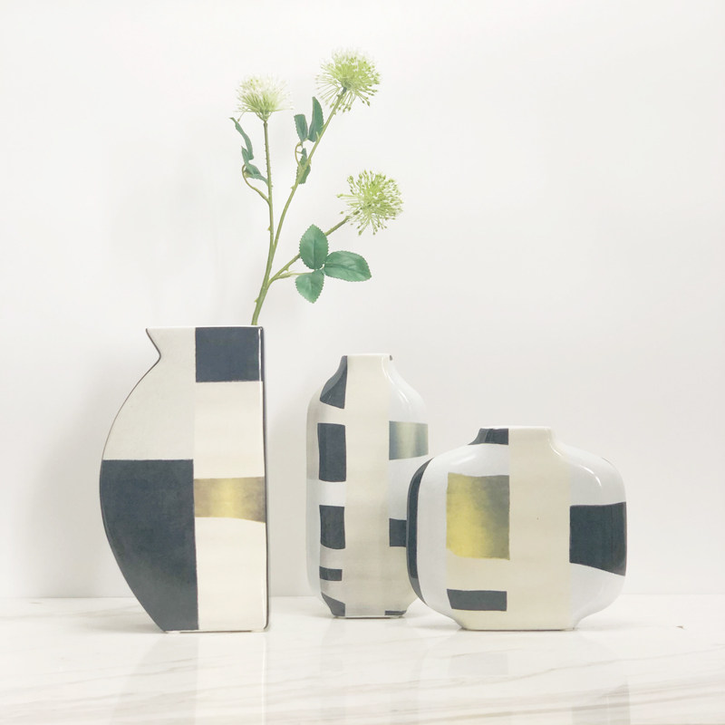 现代简约抽象图案几何扁形花瓶花器摆件样板房售楼处摆件