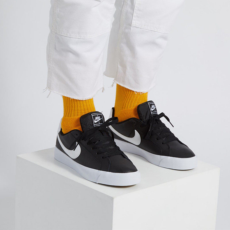 耐克nike court royale 经典男子低帮休闲滑板鞋 bq4222-105-002
