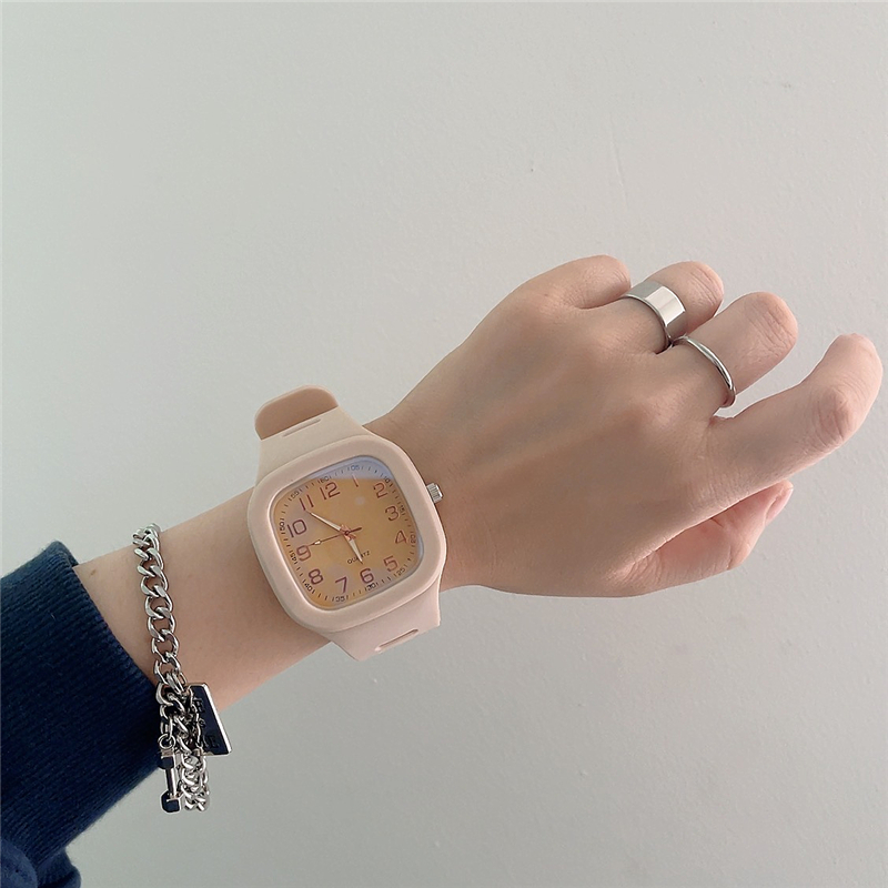 2022年新款手表女ins风初高中学生时尚小众方形森系小清新电子表