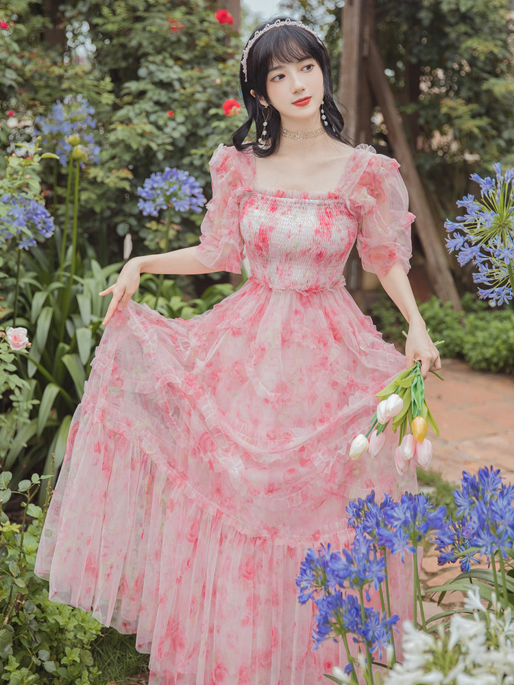 法式碎花粉色方领连衣裙仙女女网纱收大摆甜美连衣裙