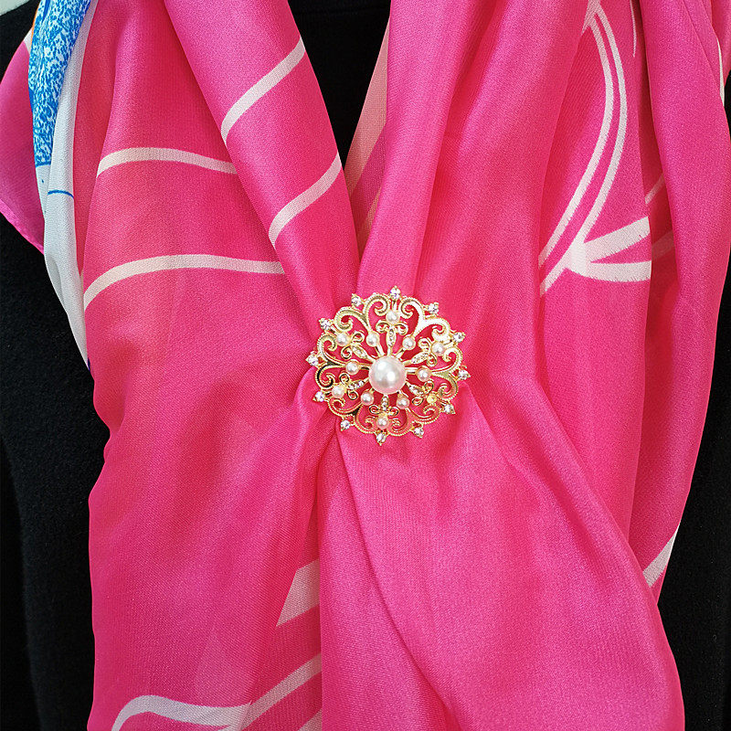 新款珍珠小香风胸花优雅女人大气百搭大衣外套胸针