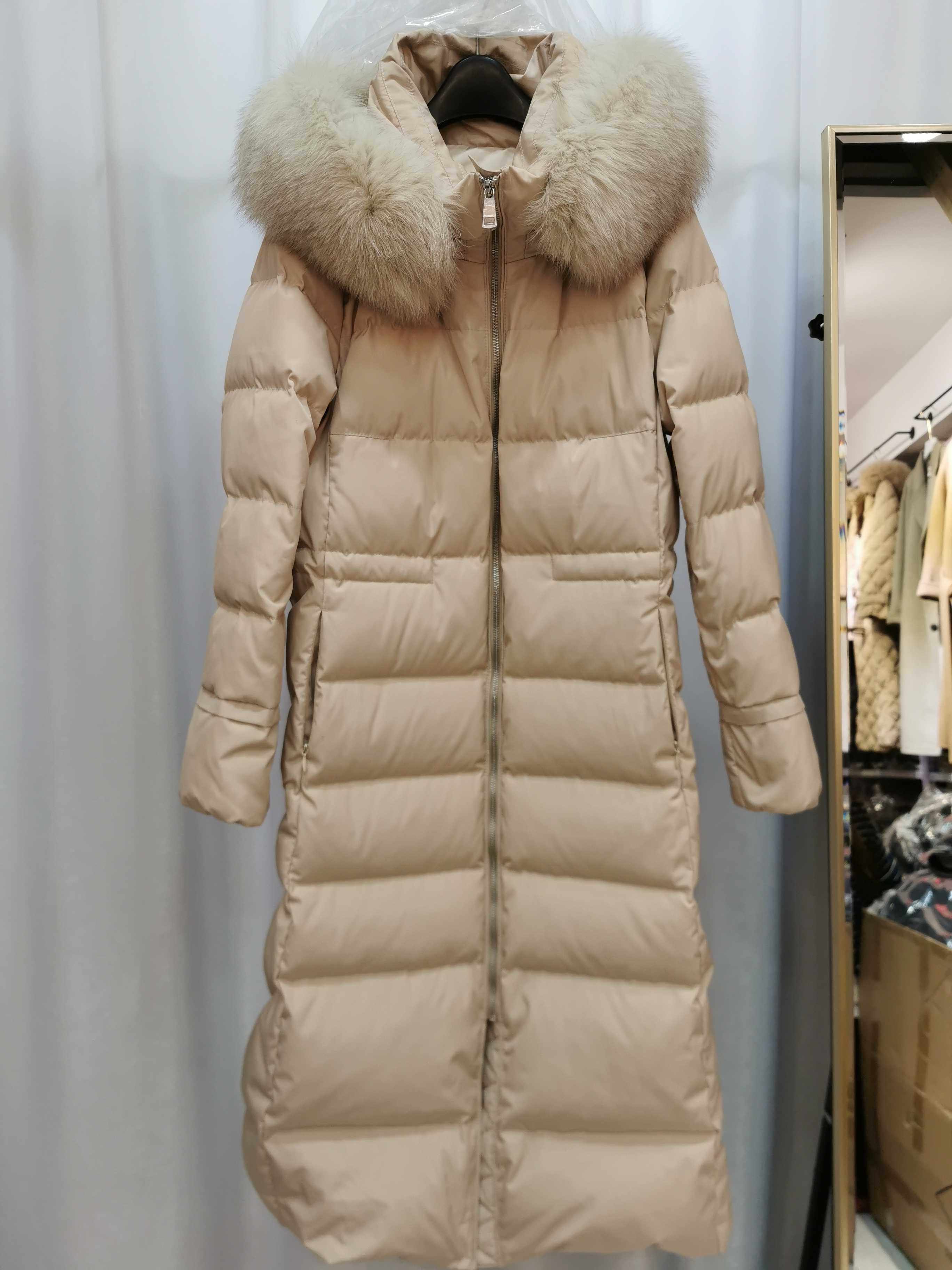 lv毛领黑羽收腰长款绒女鹅绒狐狸气质百搭羽绒服