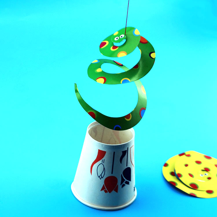 幼儿园小学生玩具_旋转的纸蛇diy科学小实验器材模型科技小制作