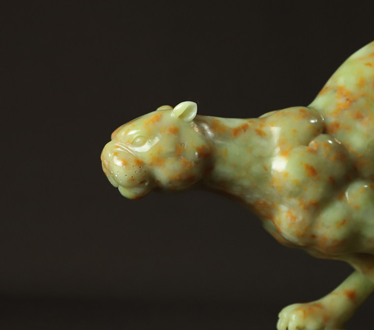 摆件尚品美格天然岫玉花玉精品原石一体雕刻金钱豹珠宝奇石