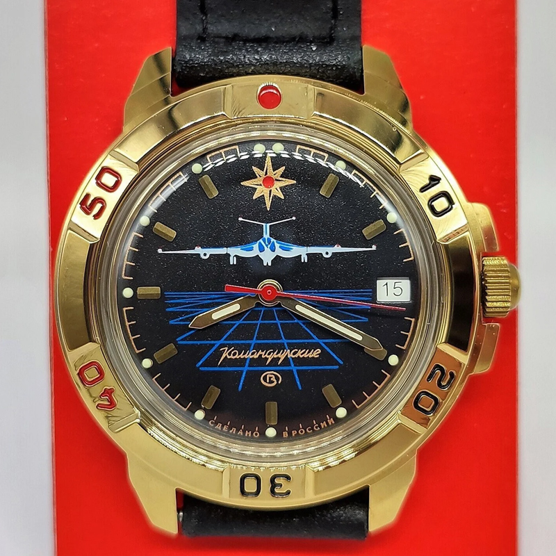 俄罗斯军表vostok东方表指挥官轰炸机手动机械防水铜壳欧美腕表