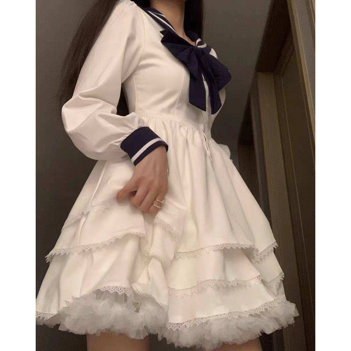 初秋长袖连衣裙少女jk日系学院风小个子显瘦甜辣海军领白色蓬蓬裙