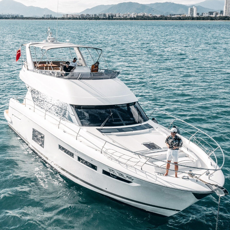 三亚进口豪华游艇出海3小时海钓包船包艇一日游帆船境内玩乐套餐