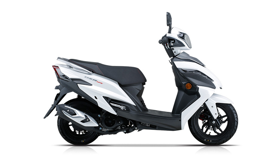 适用豪爵摩托车usr125外壳hj125t21面板前围大灯侧盖摩托车车架