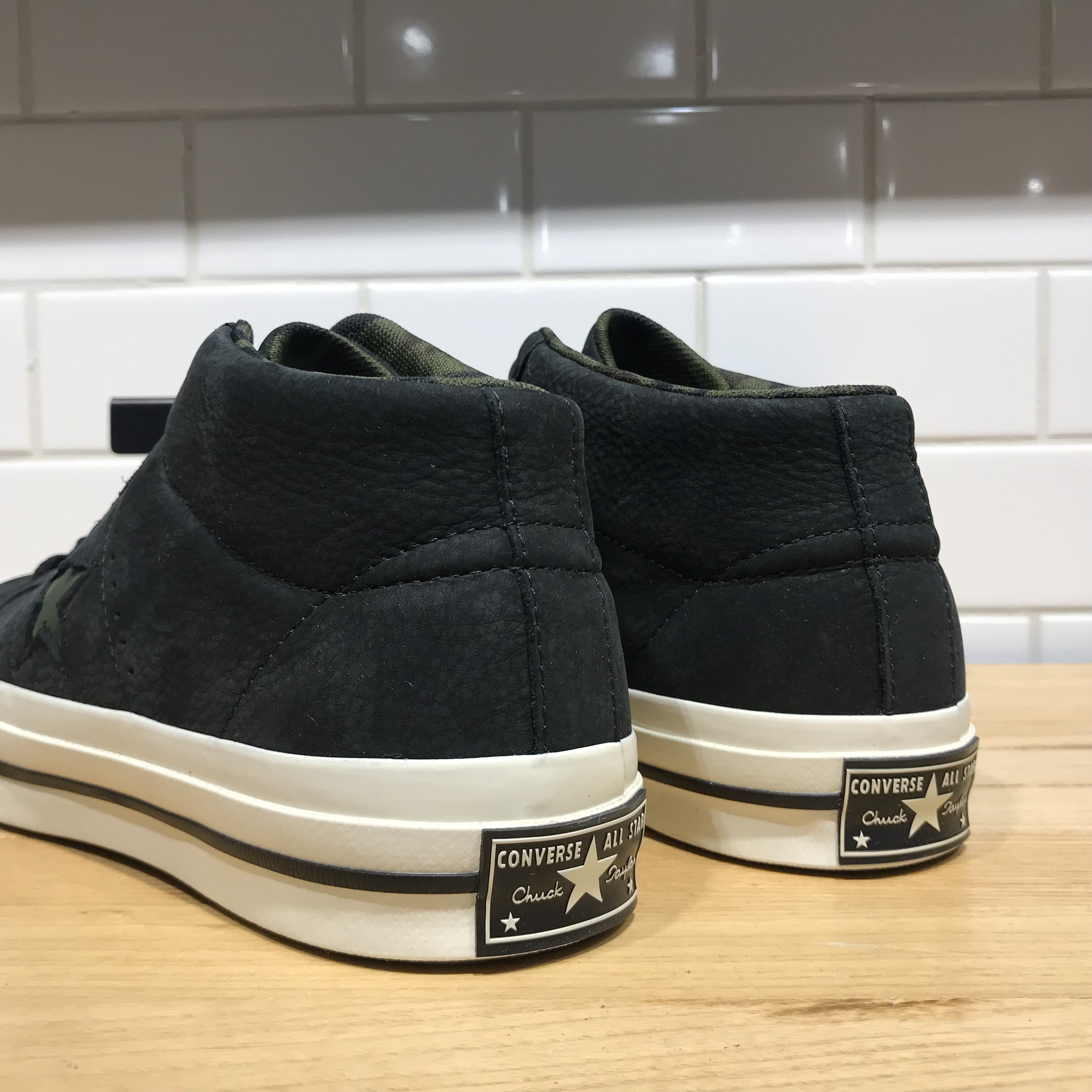 匡威新款onestar三星迷彩拼接皮质板鞋