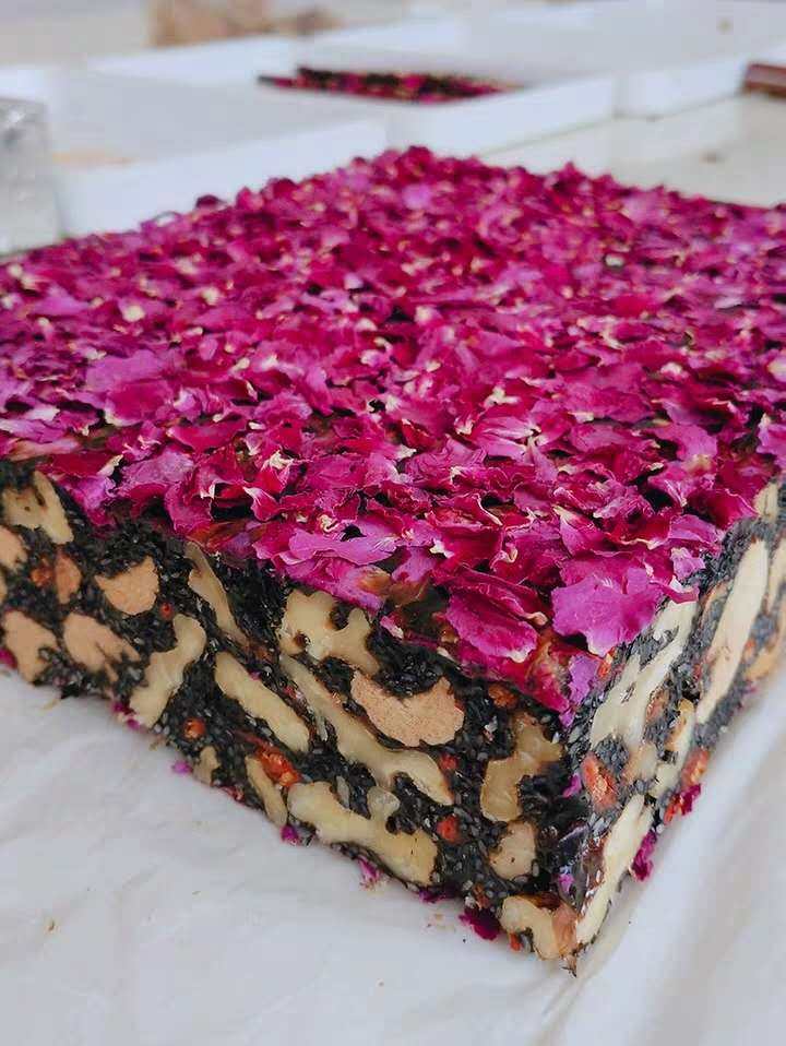 山东罐装玫瑰阿胶无硫低温平阴50克花瓣红玫瑰代用