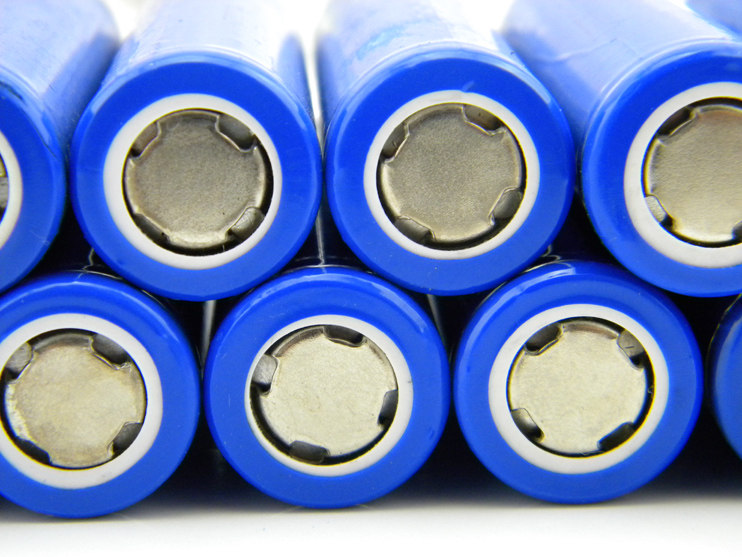 批发全新18650电池移动电源充电锂电池平头锂电18650电池