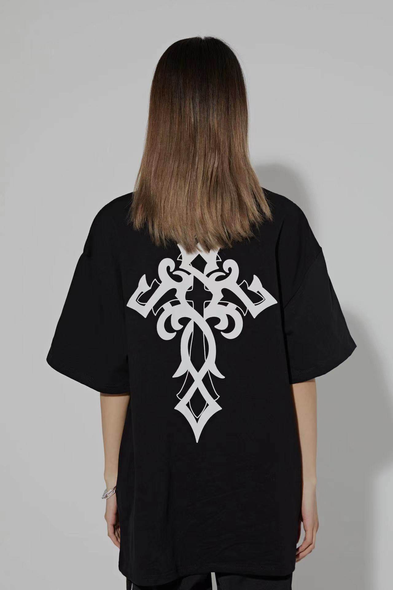 redeemer2022ss春夏图腾十字架胸针宽松国潮口袋可插t恤