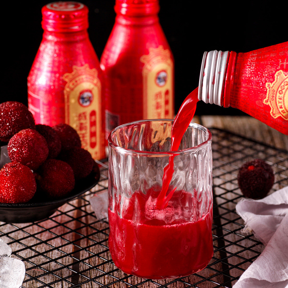 贵州成有王记网红冰杨梅330mlx6罐冰镇果蔬汁杨梅汁夏季特饮果汁