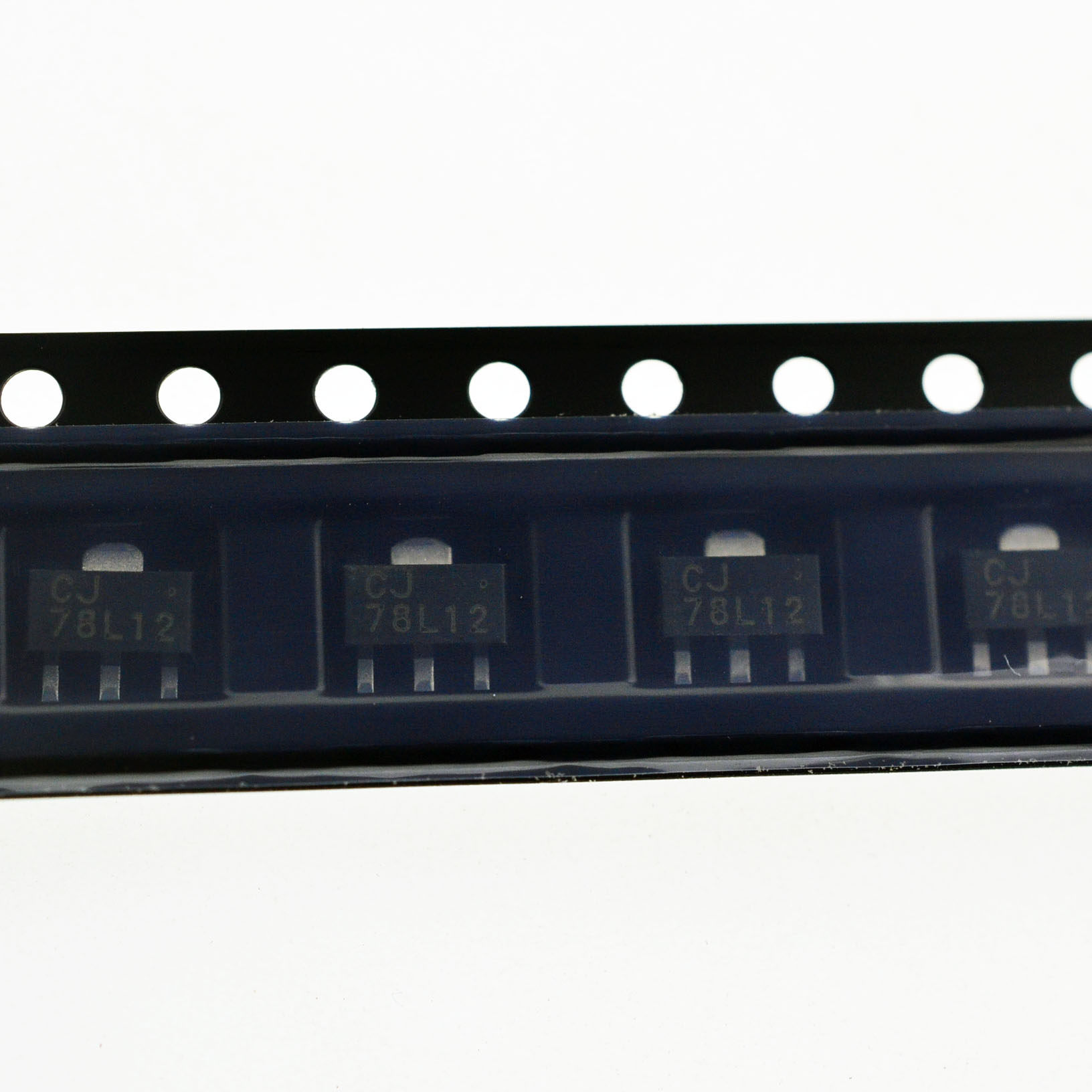 柯伦电子cj78l12贴片三端稳压三极管sot893lrange三极管