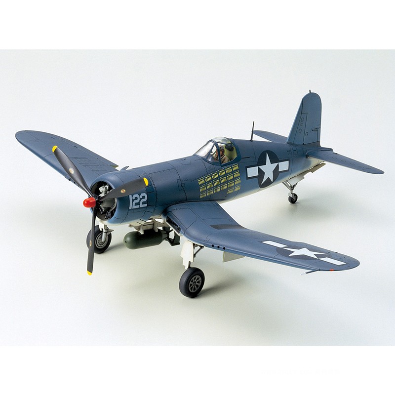 英利田宫拼装模型美国f4u1a海盗舰载战斗机61070航模
